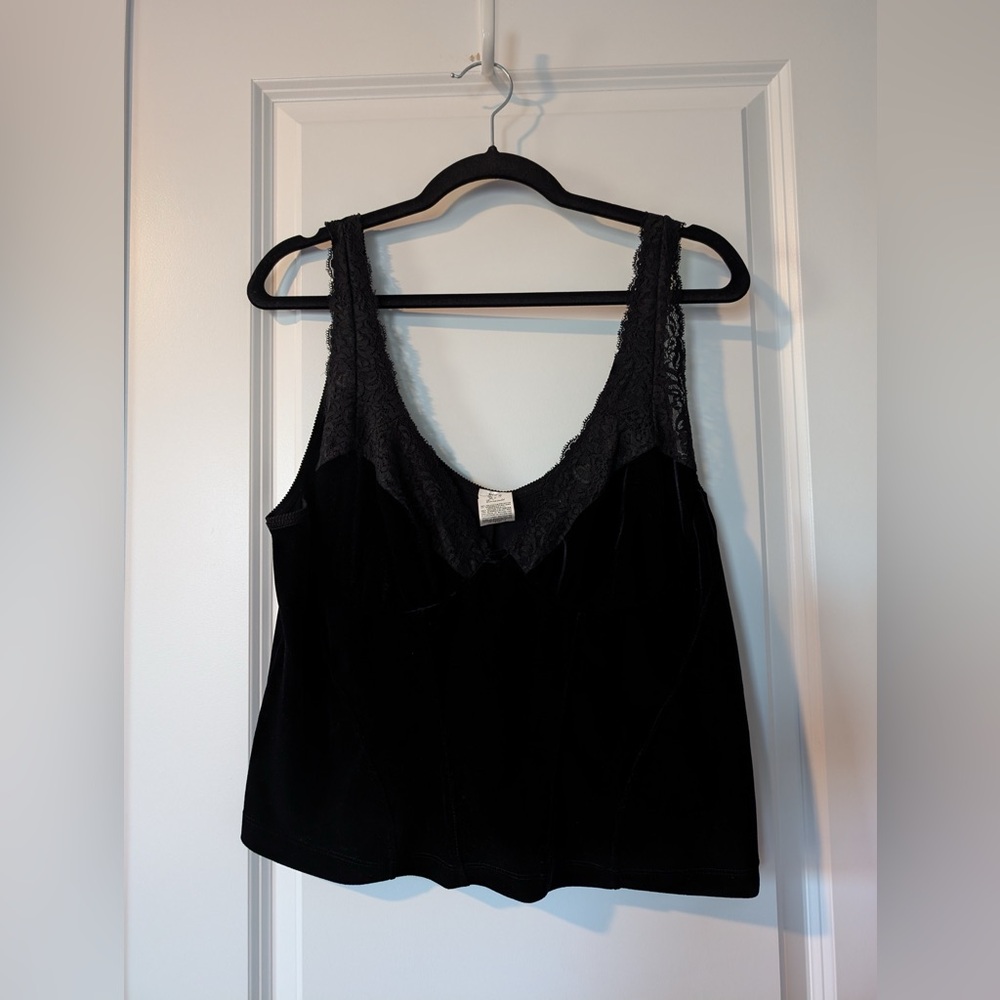 Escante Velvet Lace Cami Cropped w/ Underwire Black Size 1X